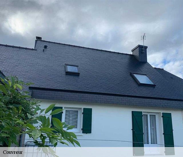 Couvreur  22260